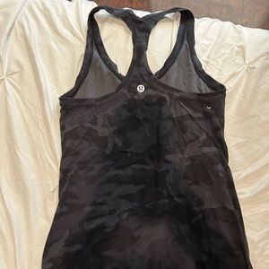 Lululemon tank top